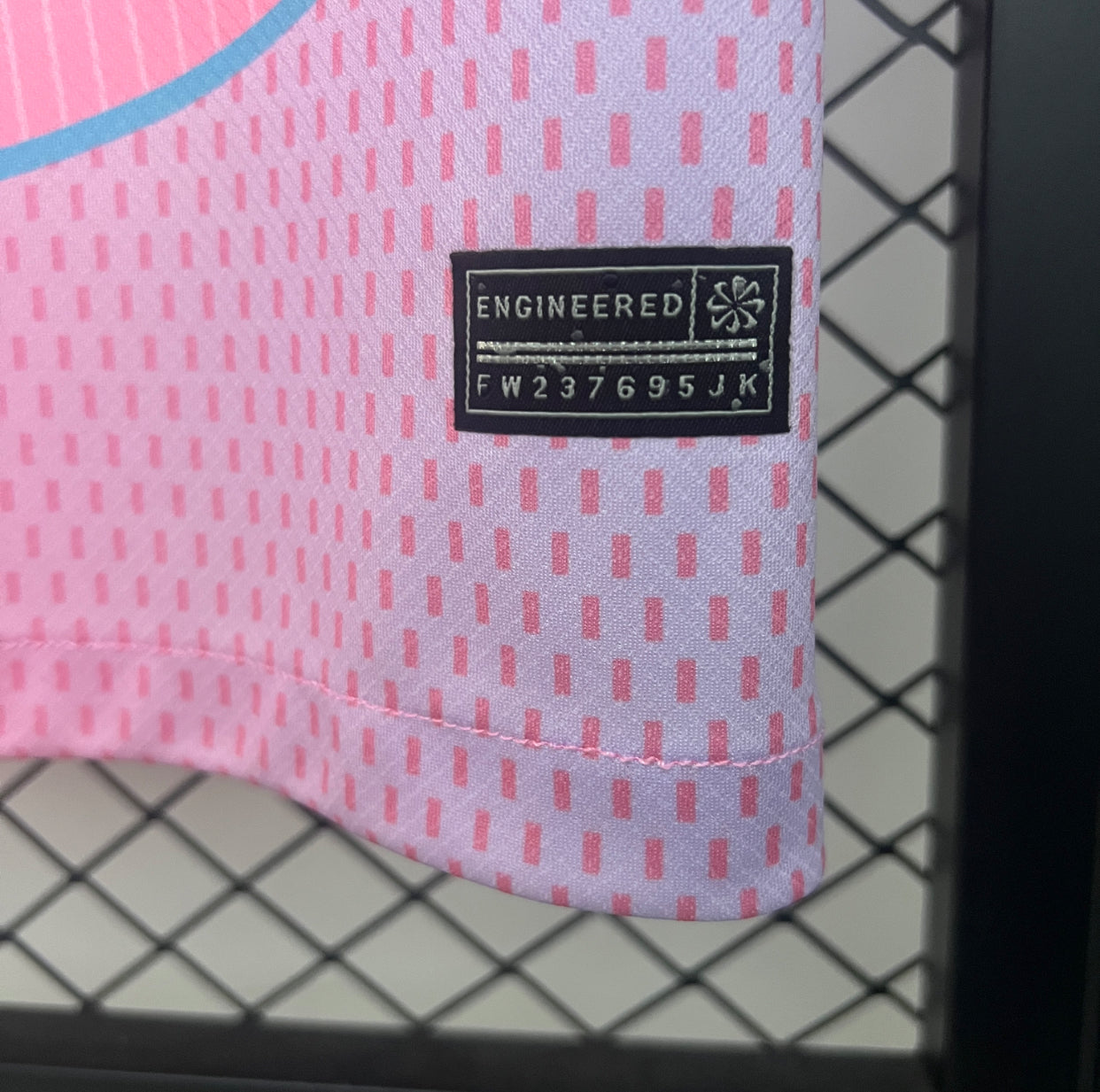 maillot fc barcelona 2025/26 – édition spéciale rose & marine