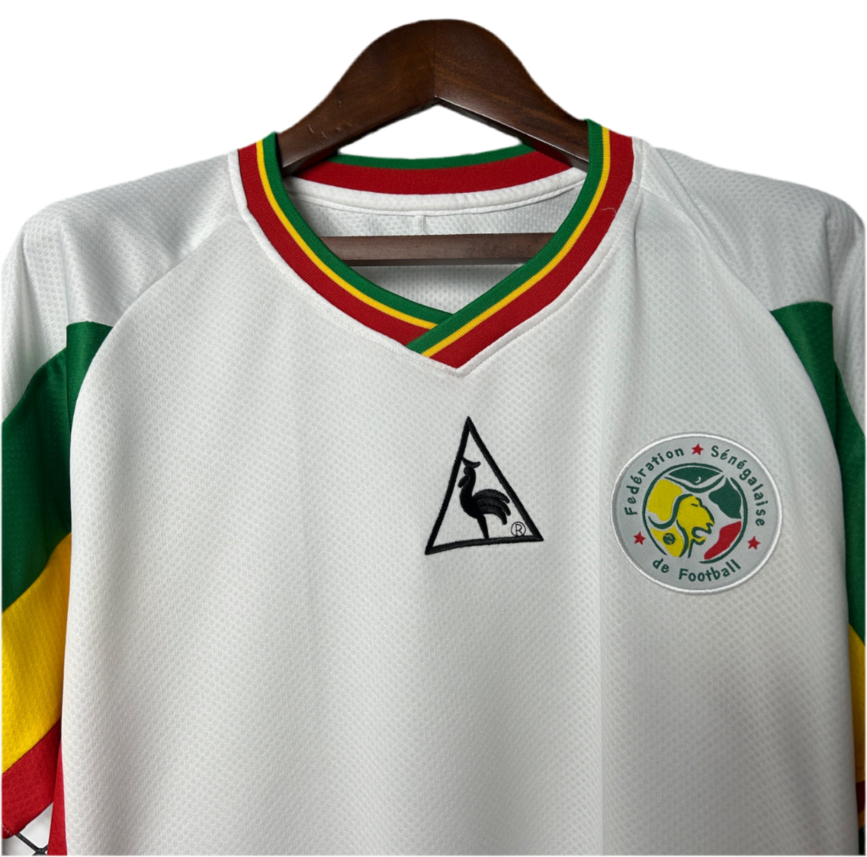 Maillot Rétro Sénégal 2002 – Blanc, Vert, Jaune & Rouge